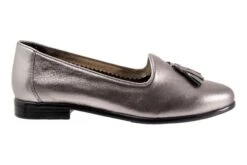 Liz Tassel -Classic Shoe Corner 3010 00749 2224 098 9