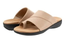 Regina -Classic Shoe Corner 3610 00749 2231 022 8