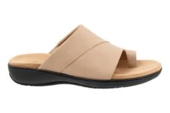 Regina -Classic Shoe Corner 3610 00749 2231 022 9