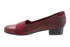 Melinda -Classic Shoe Corner Zoom 17670e00 0399 492c 97dd 3aaf85c18fcd