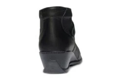 Allegra 9 Allegra -Classic Shoe Corner Zoom 2244e4ef 52ce 4ab0 a1fe ec27ec97e02a