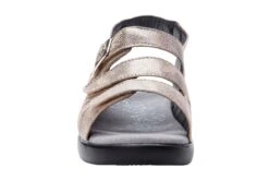 Breeze Walker 9 Breeze Walker -Classic Shoe Corner Zoom 851fdf0f 7d66 40df be61 a601b464228d