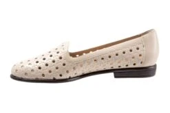 Liz Open Weave -Classic Shoe Corner Zoom db76b51a bd93 4719 963e c20abd86fd23