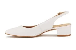 Hazel -Classic Shoe Corner Zoom f176de07 8dd6 47d4 a4cd 81a8fa24cc80